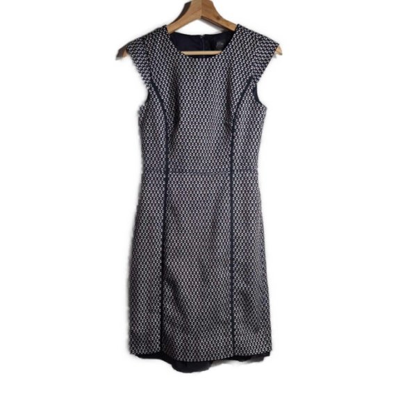 J. Crew Cap Sleeve Matelasse Sheath Dress Size 0 - Picture 4 of 10